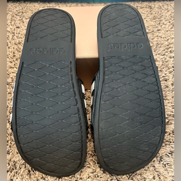 Adidas Adjustable Strap Slides - Picture 2 of 8